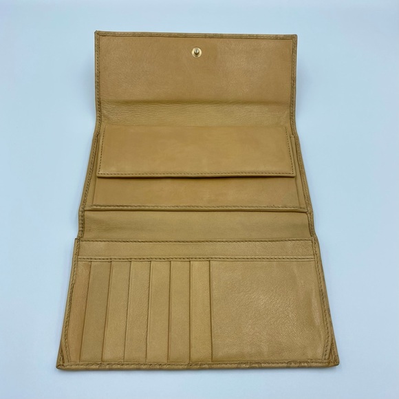 Gucci GG Long Tri-Fold Wallet - Picture 5 of 9